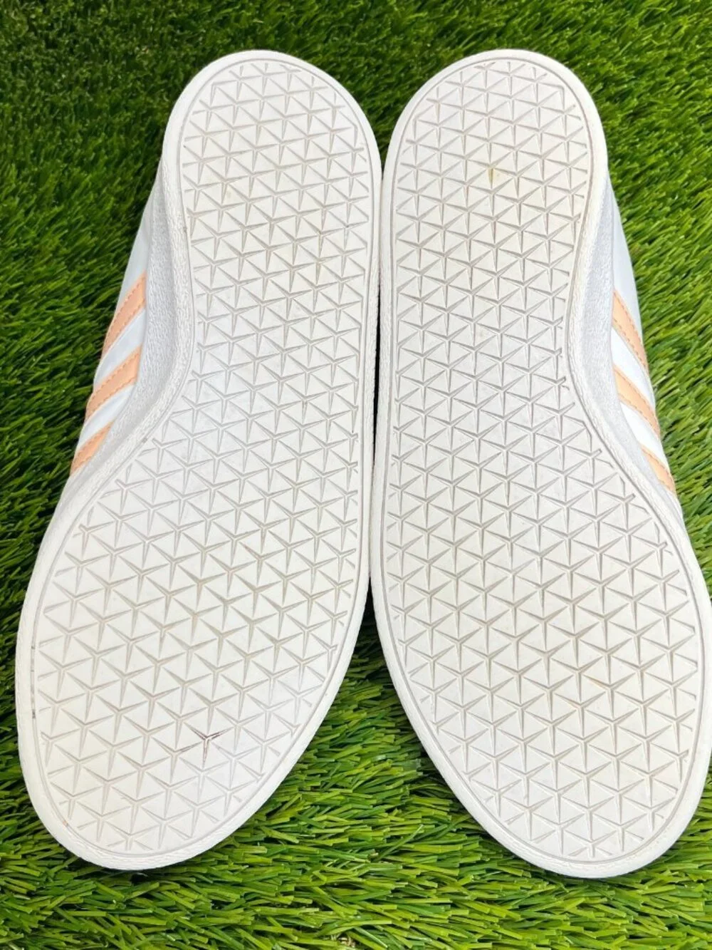 Adidas Vl Court 2.0 Girls Size 6Y White Athletic Leather Tennis Shoes Sneakers